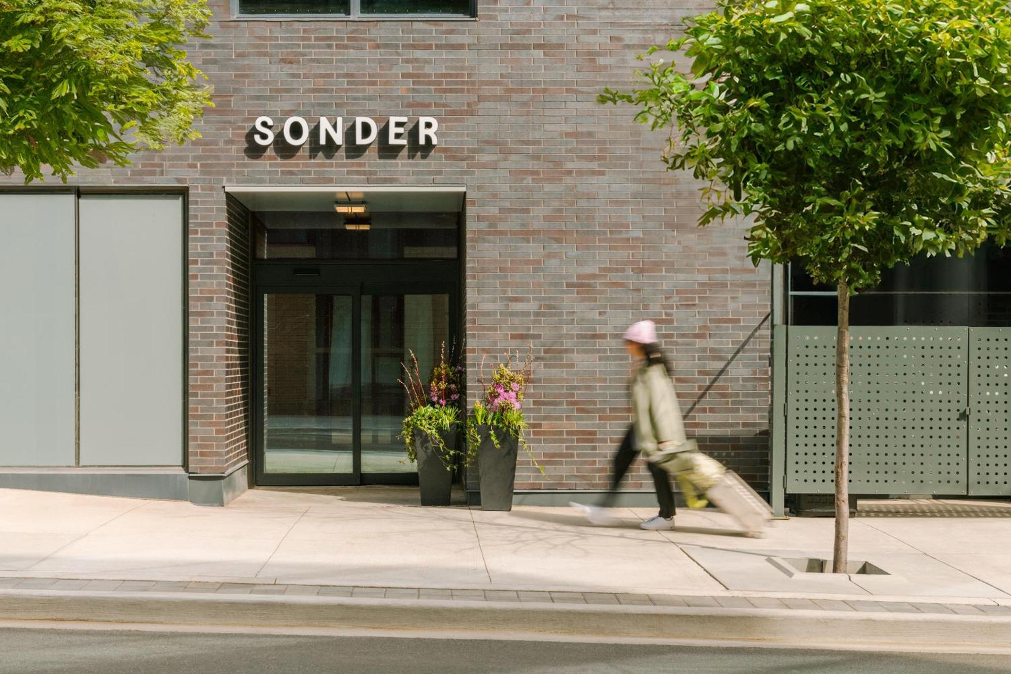 Sonder At Artesa Hotell Toronto Exteriör bild